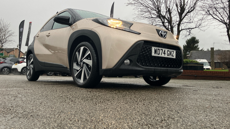 Toyota Aygo X 1.0 VVT-i Edge 5dr Petrol Hatchback